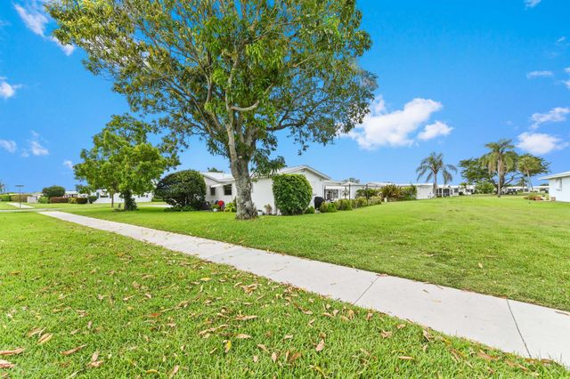 103 SW 18th Street, Boynton Beach, FL 33426