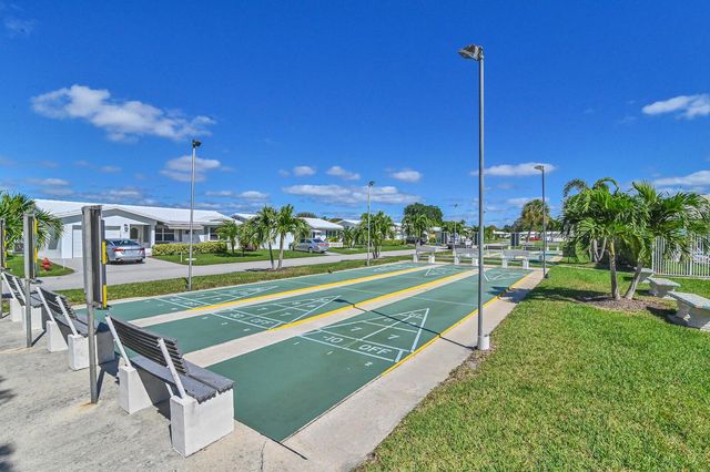 103 SW 18th Street, Boynton Beach, FL 33426