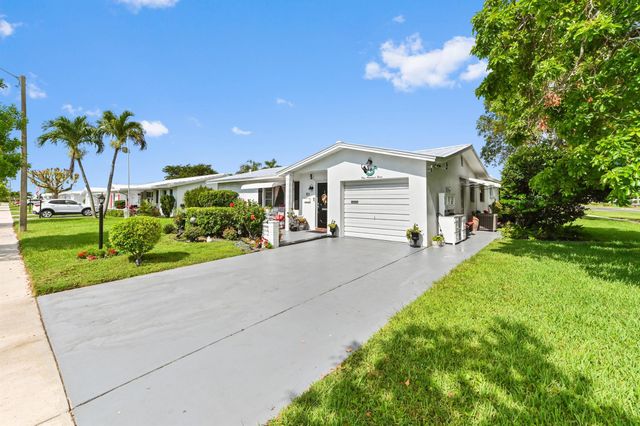 103 SW 18th Street, Boynton Beach, FL 33426