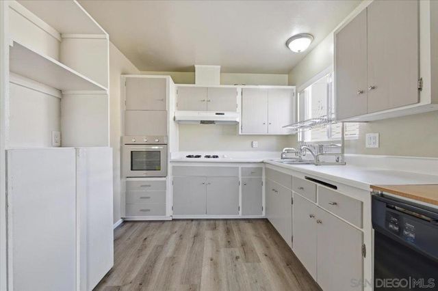 13147 Shenandoah Dr, Lakeside, CA 92040