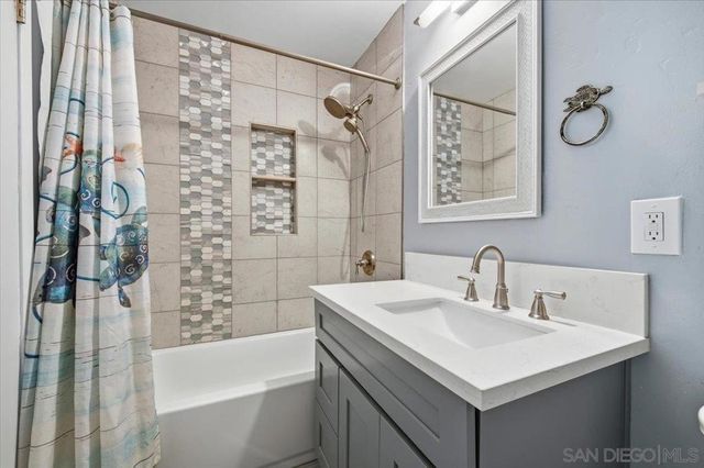 13147 Shenandoah Dr, Lakeside, CA 92040