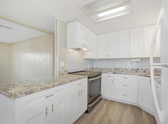 39820 US HIGHWAY 19 N 99, Tarpon Springs, FL 34689