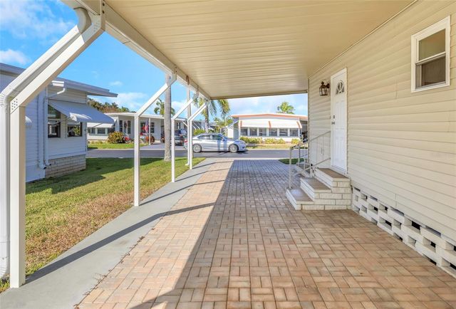 39820 US HIGHWAY 19 N 99, Tarpon Springs, FL 34689