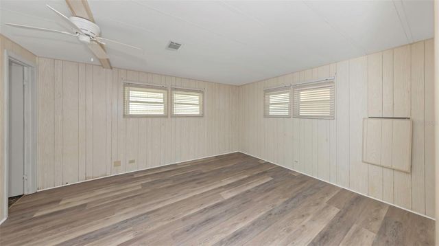 39820 US HIGHWAY 19 N 99, Tarpon Springs, FL 34689