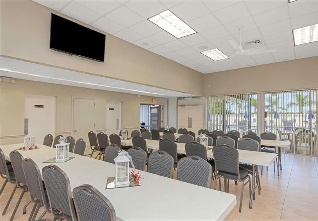 39820 US HIGHWAY 19 N 99, Tarpon Springs, FL 34689