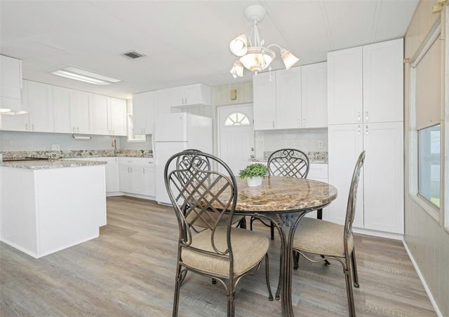 39820 US HIGHWAY 19 N 99, Tarpon Springs, FL 34689