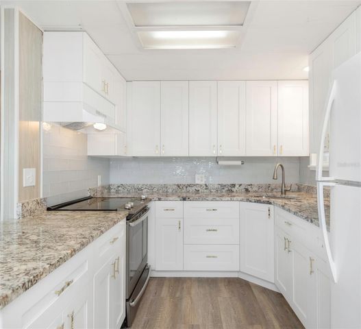 39820 US HIGHWAY 19 N 99, Tarpon Springs, FL 34689