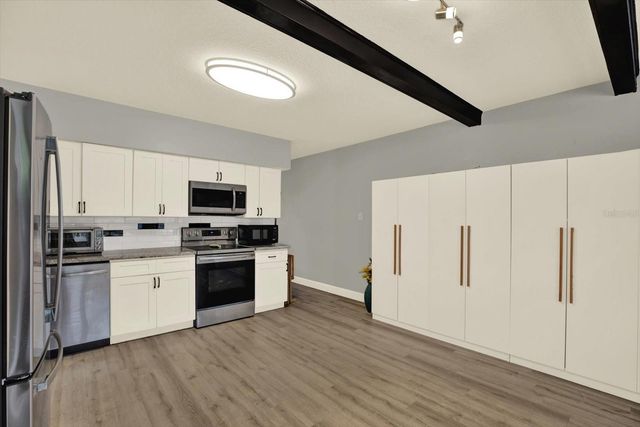 2262 SWEDISH DRIVE 14, Clearwater, FL 33763