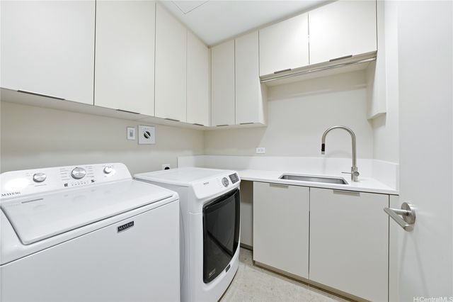 1388 Ala Moana Boulevard 2701, Honolulu, HI 96814