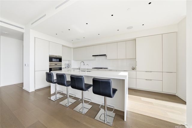 1388 Ala Moana Boulevard 2701, Honolulu, HI 96814