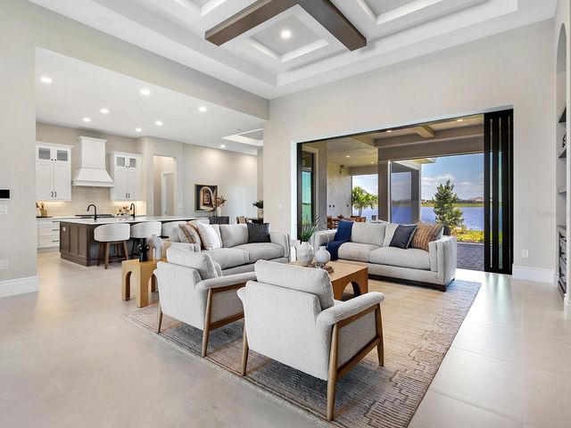 572 BLUE SHELL LOOP, Sarasota, FL 34240