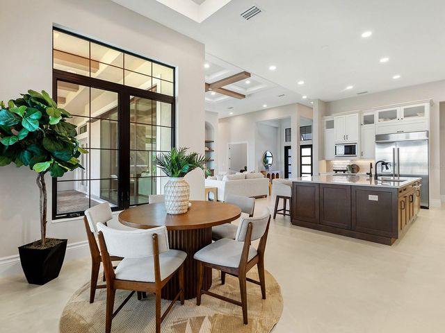 572 BLUE SHELL LOOP, Sarasota, FL 34240