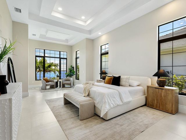 572 BLUE SHELL LOOP, Sarasota, FL 34240