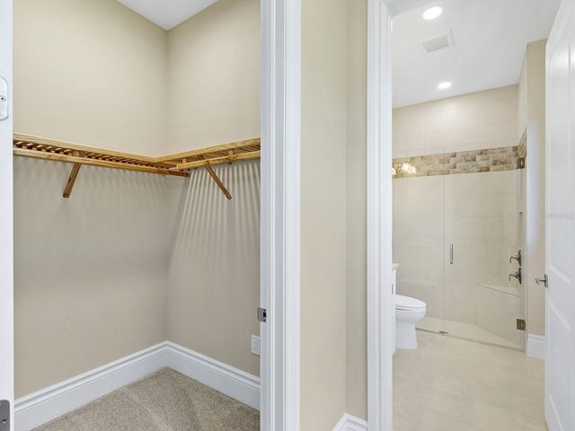 572 BLUE SHELL LOOP, Sarasota, FL 34240
