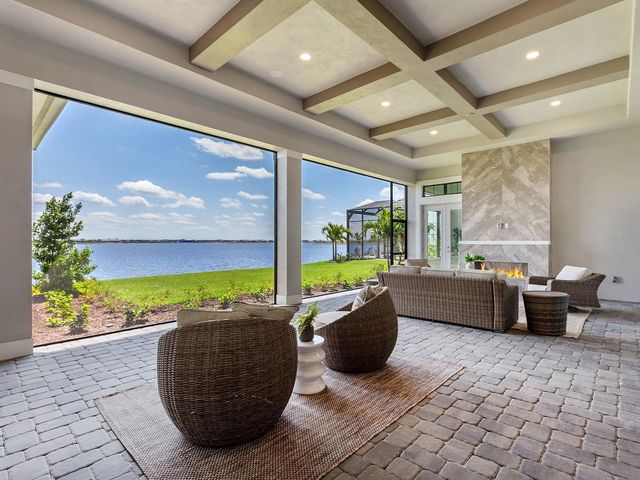 572 BLUE SHELL LOOP, Sarasota, FL 34240
