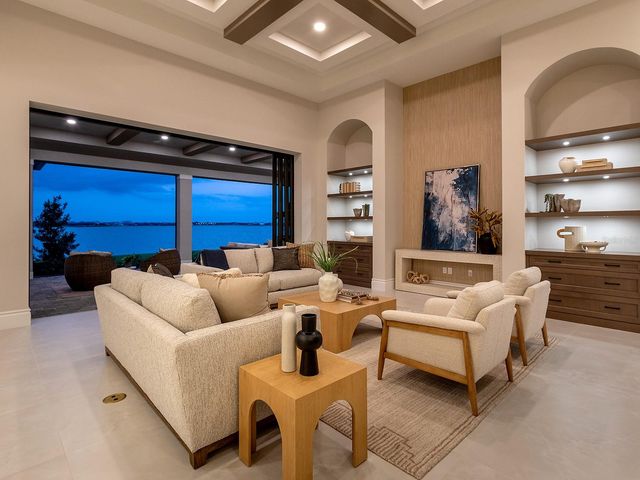 572 BLUE SHELL LOOP, Sarasota, FL 34240
