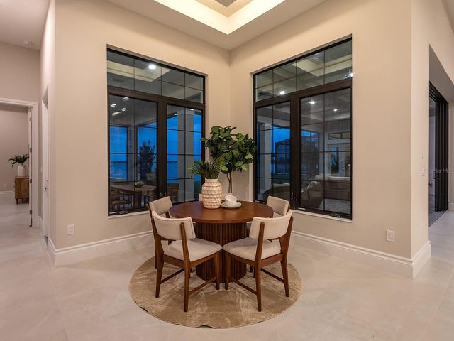 572 BLUE SHELL LOOP, Sarasota, FL 34240