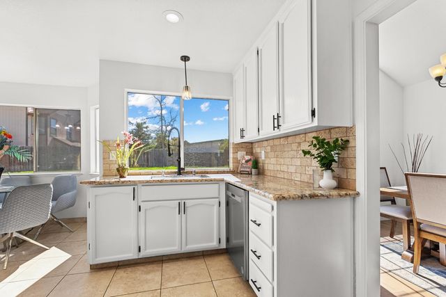 5016 Krista Ct, Elk Grove, CA 95758