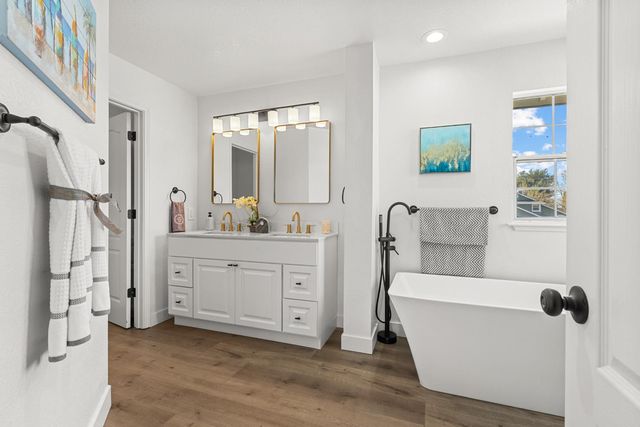 5016 Krista Ct, Elk Grove, CA 95758