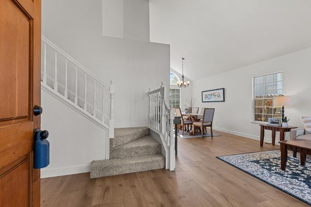 5016 Krista Ct, Elk Grove, CA 95758