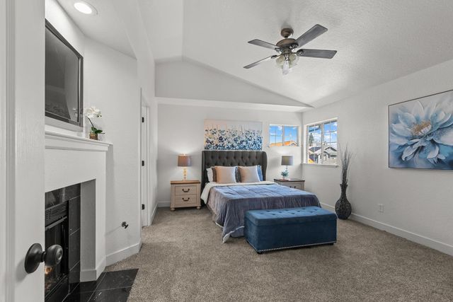 5016 Krista Ct, Elk Grove, CA 95758