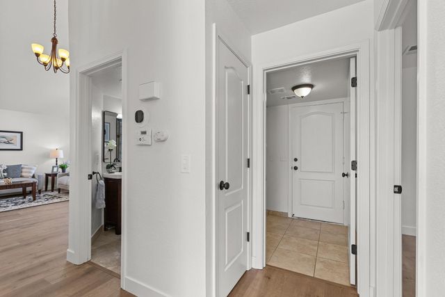 5016 Krista Ct, Elk Grove, CA 95758