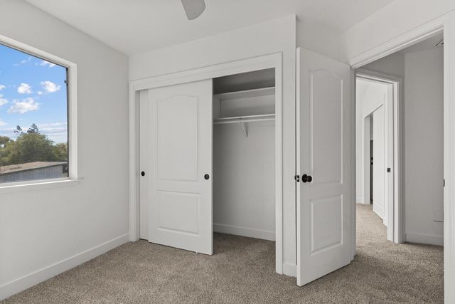 5016 Krista Ct, Elk Grove, CA 95758