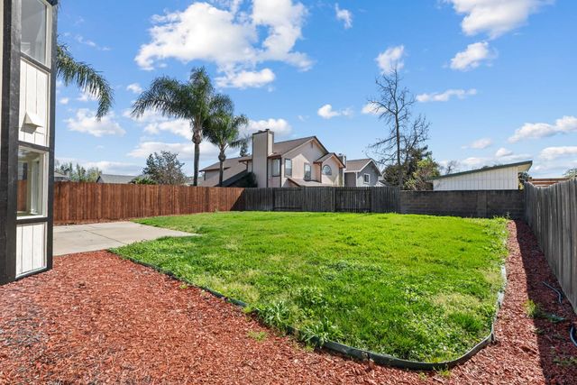 5016 Krista Ct, Elk Grove, CA 95758