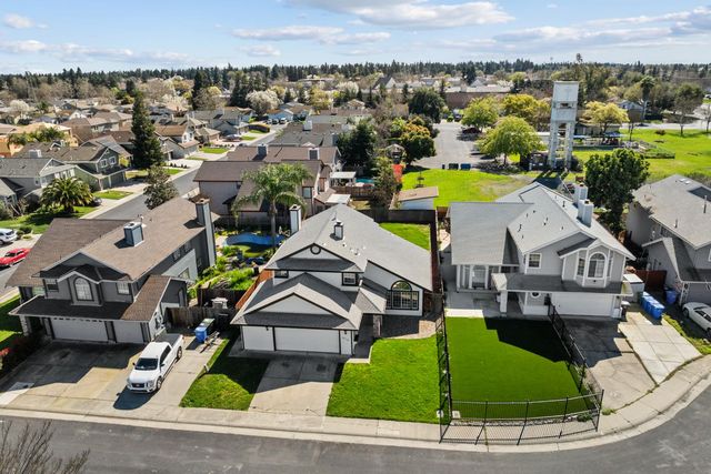 5016 Krista Ct, Elk Grove, CA 95758