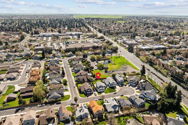 5016 Krista Ct, Elk Grove, CA 95758