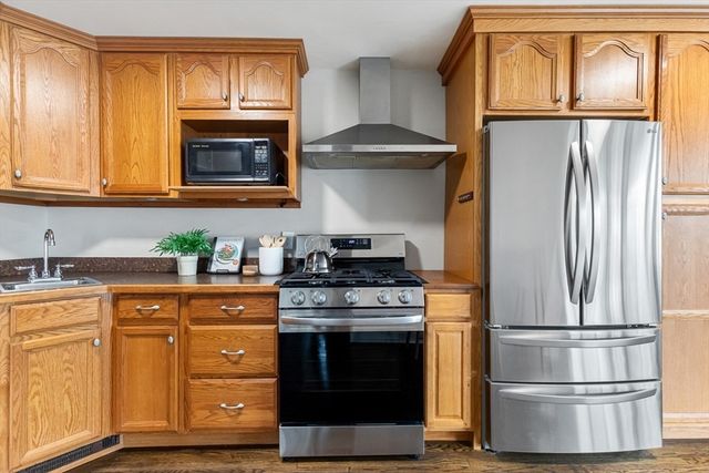 29 Fenton Avenue, Attleboro, MA 02703