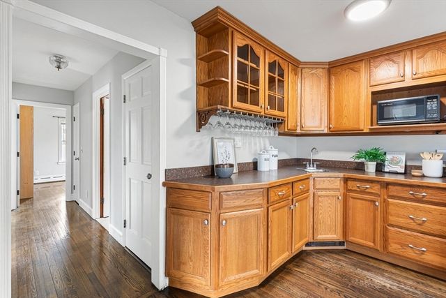 29 Fenton Avenue, Attleboro, MA 02703