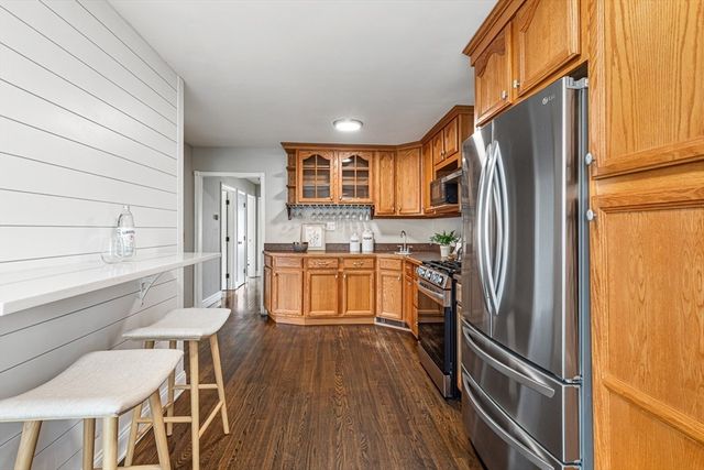 29 Fenton Avenue, Attleboro, MA 02703