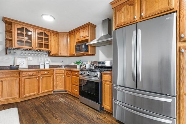 29 Fenton Avenue, Attleboro, MA 02703