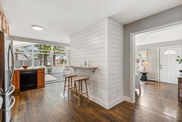 29 Fenton Avenue, Attleboro, MA 02703