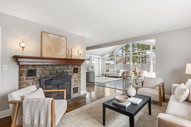 29 Fenton Avenue, Attleboro, MA 02703