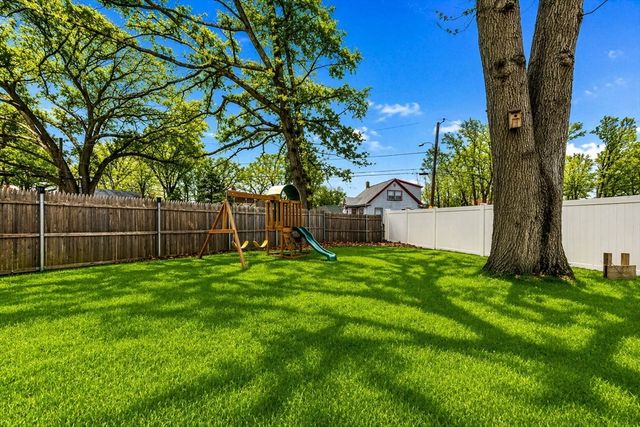 29 Fenton Avenue, Attleboro, MA 02703