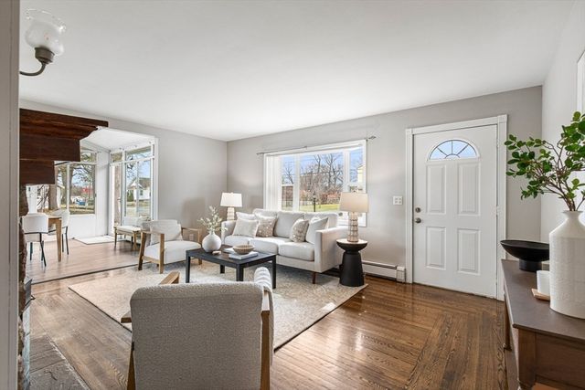 29 Fenton Avenue, Attleboro, MA 02703