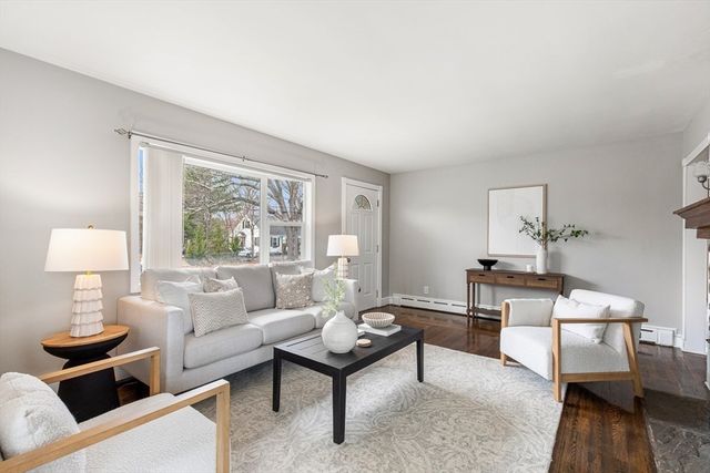 29 Fenton Avenue, Attleboro, MA 02703