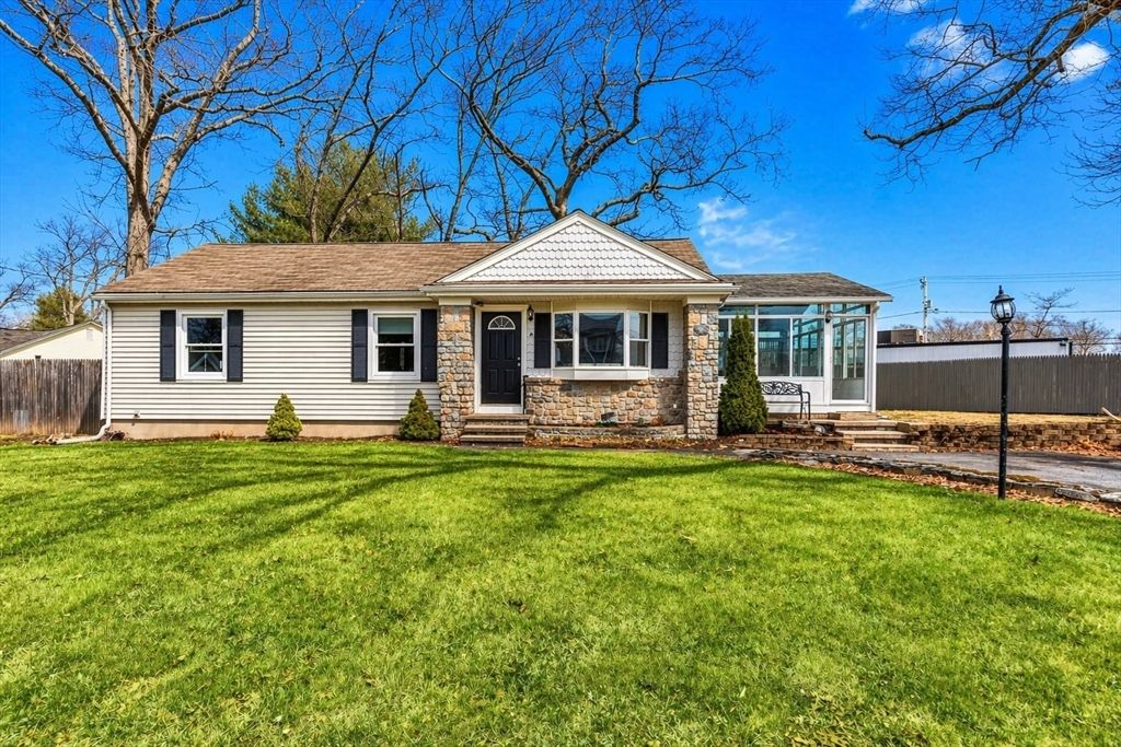 29 Fenton Avenue, Attleboro, MA 02703