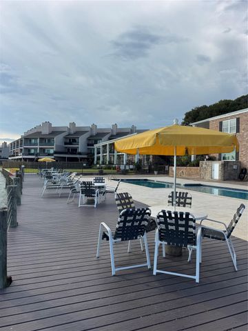 3535 Nasa Road 1 Parkway 40, Seabrook, TX 77586