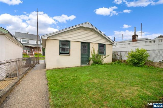 9 Morris Avenue, Garfield, NJ 07026