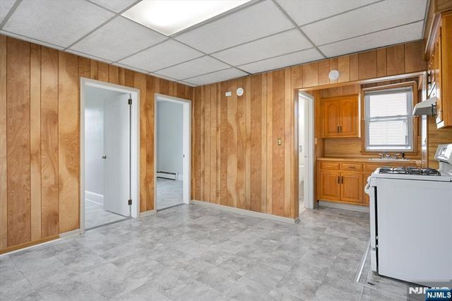9 Morris Avenue, Garfield, NJ 07026