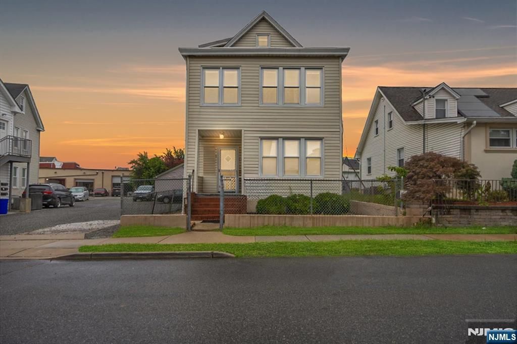9 Morris Avenue, Garfield, NJ 07026