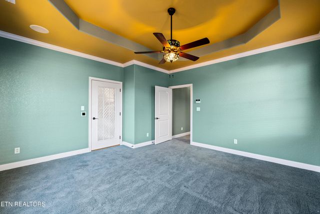 10033 Autumn Valley Lane, Knoxville, TN 37922