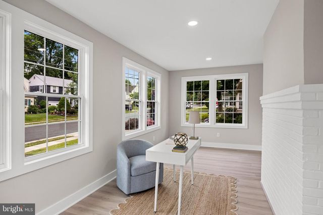 401 AVONDALE AVE, Haddonfield, NJ 08033