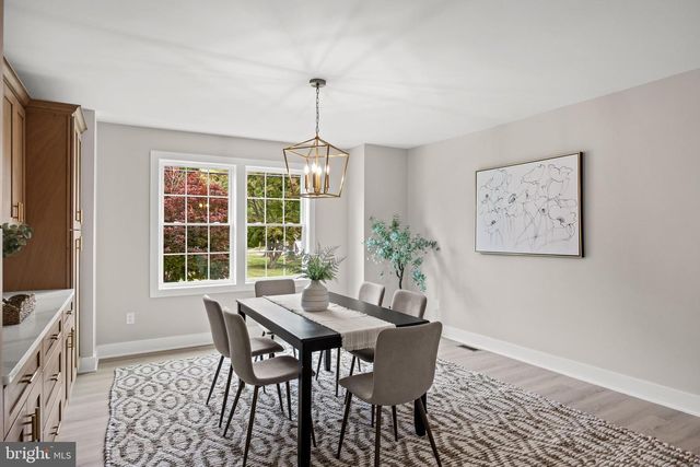 401 AVONDALE AVE, Haddonfield, NJ 08033