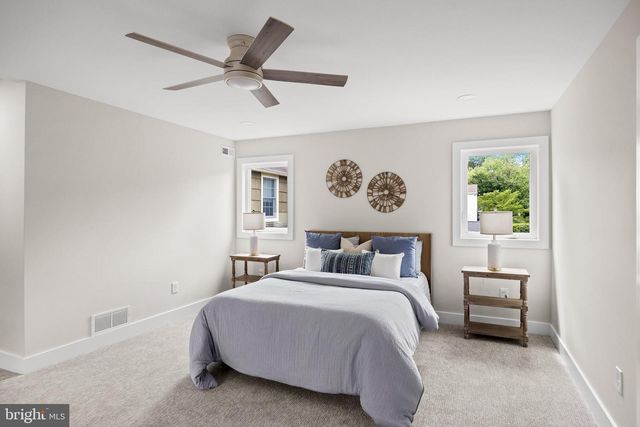 401 AVONDALE AVE, Haddonfield, NJ 08033