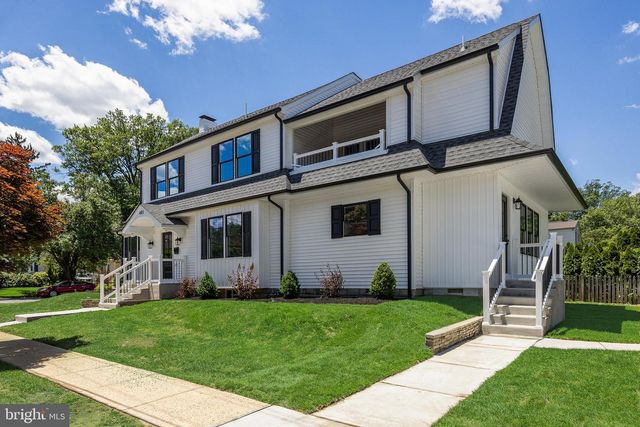 401 AVONDALE AVE, Haddonfield, NJ 08033