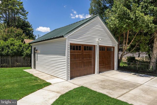401 AVONDALE AVE, Haddonfield, NJ 08033